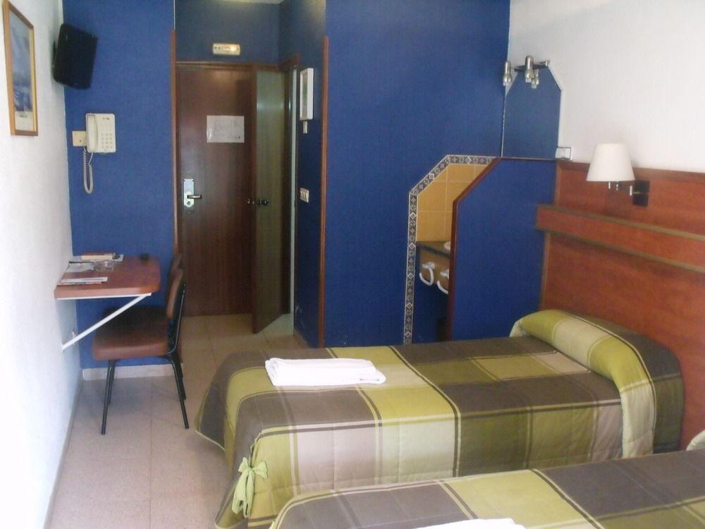 Hotel Ria De Bilbao Kültér fotó