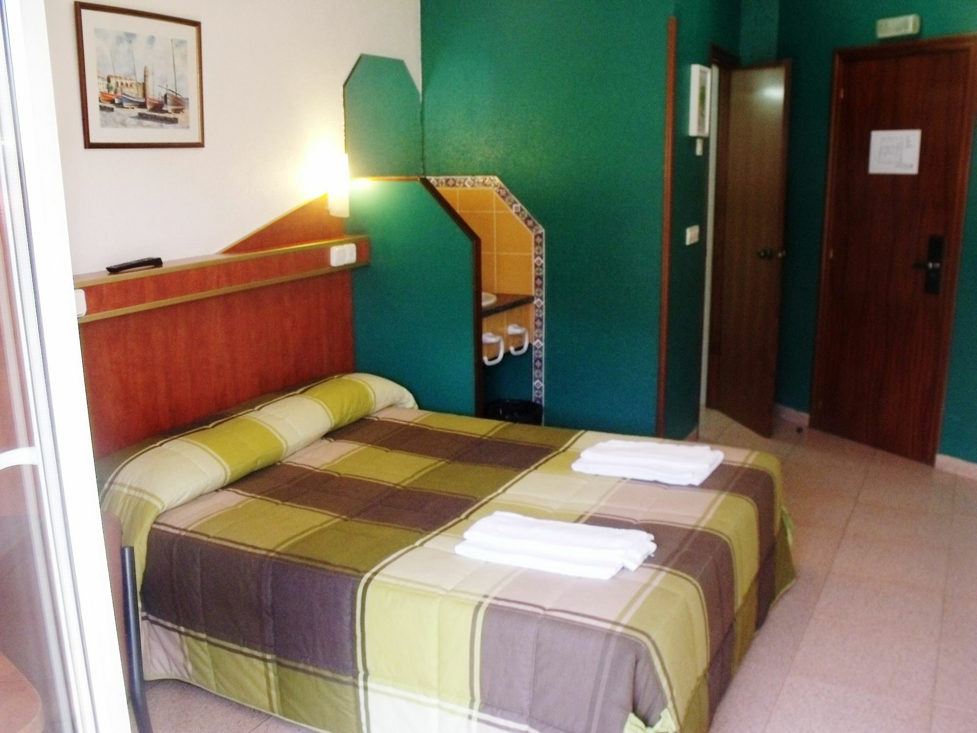 Hotel Ria De Bilbao Kültér fotó